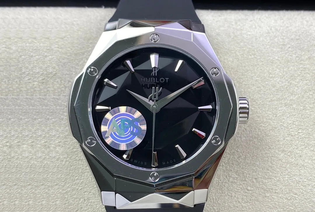 Hublot Classic Fusion 550.NS.1800.RX.ORL19 APS Factory 1:1 Best Edition Replica Watch Black Strap